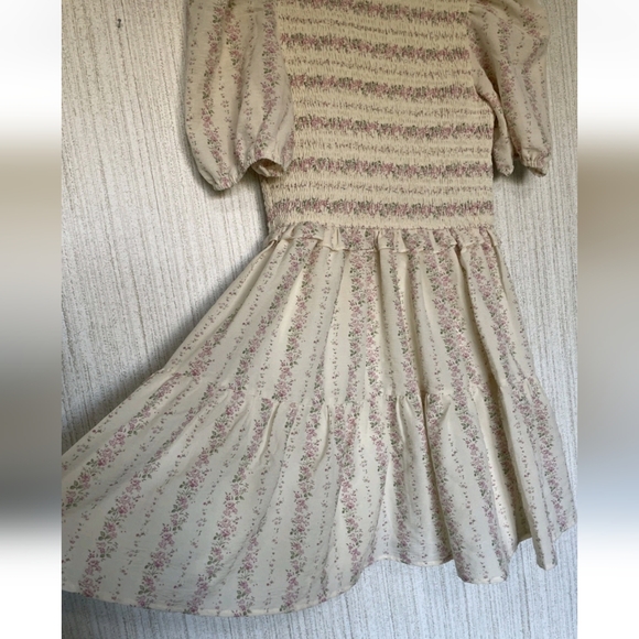 TCEC Size Medium Floral Dress Smocking Westren Style Ruffles Puffy Sleeves - Picture 7 of 10